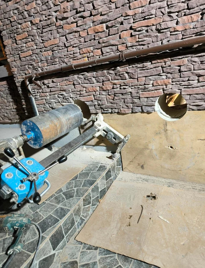 Алмазное бурение железобетона в стенах и перекрытиях